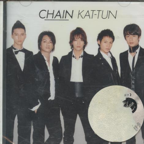 Kat-Tun: Chain 2-Disc Set w/ Half Sticker & Cracked Case