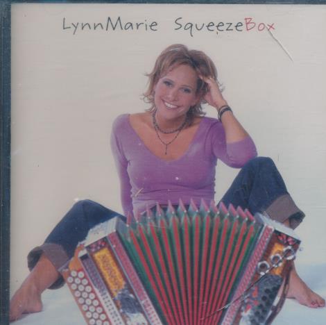 LynnMarie: SqueezeBox w/ Cracked Case