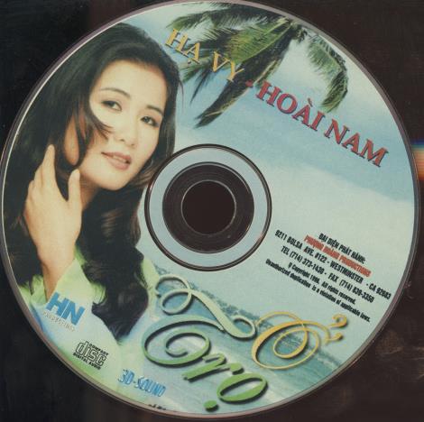 Ha Vy & Hoai Nam: O Tro w/ No Artwork